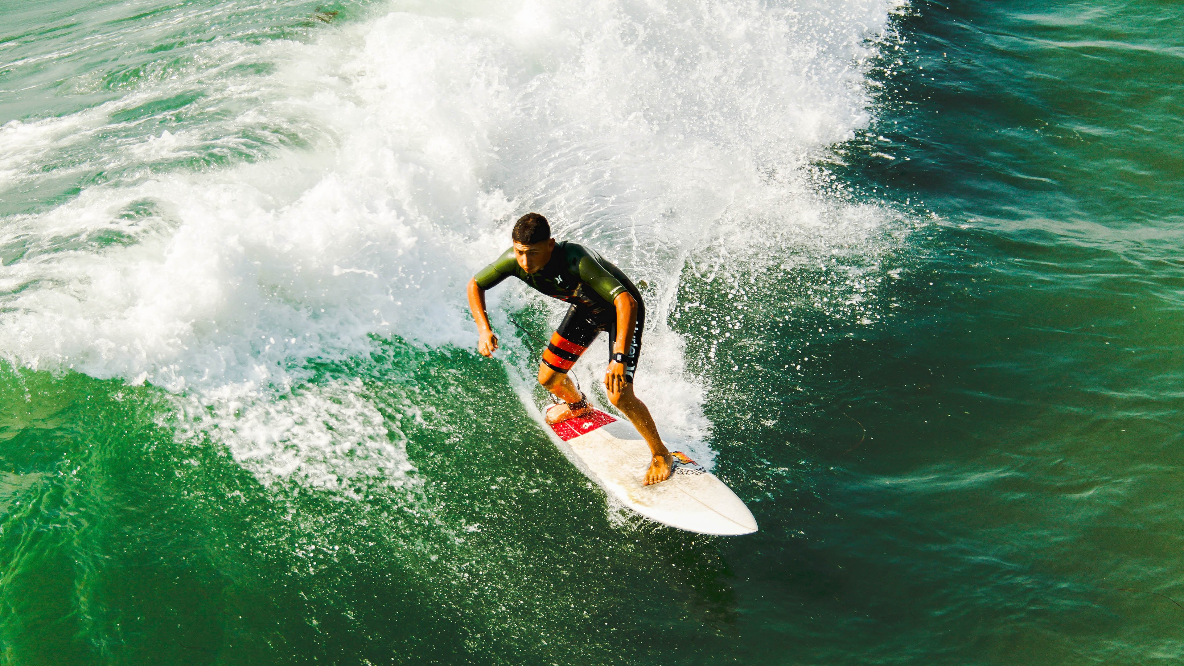 “英超焦点：转折瞬间决定胜负走向”，英超转会期截止