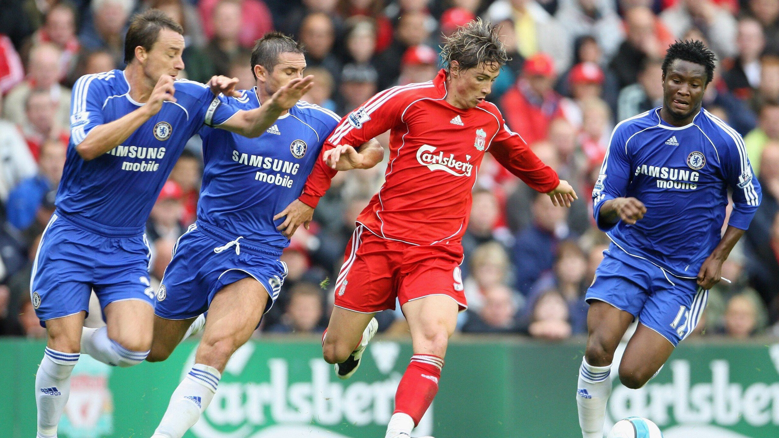 水陆空全方位足球运动体验馆落户多城市，水陆空操作做什么的